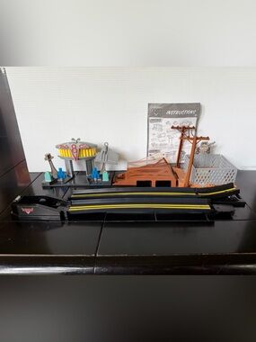 Disney Pixar Cars Mini Adventures Radiator Springs Speed Trap playset